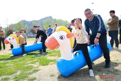 乐享春日 聚力前行