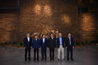 公司外部董事调研十堰襄阳基地